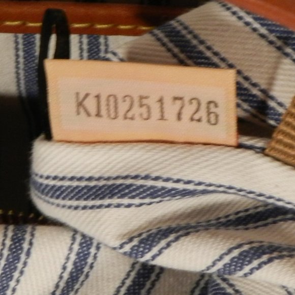 Dooney & Bourke Nylon HoBo - Raspberry mark on rt. - Picture 6 of 9